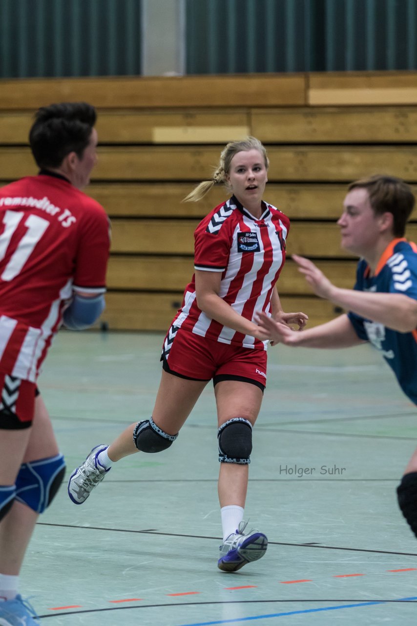 Bild 185 - Frauen Bramstedter TS - TSV Wattenbek 2 : Ergebnis: 20:24